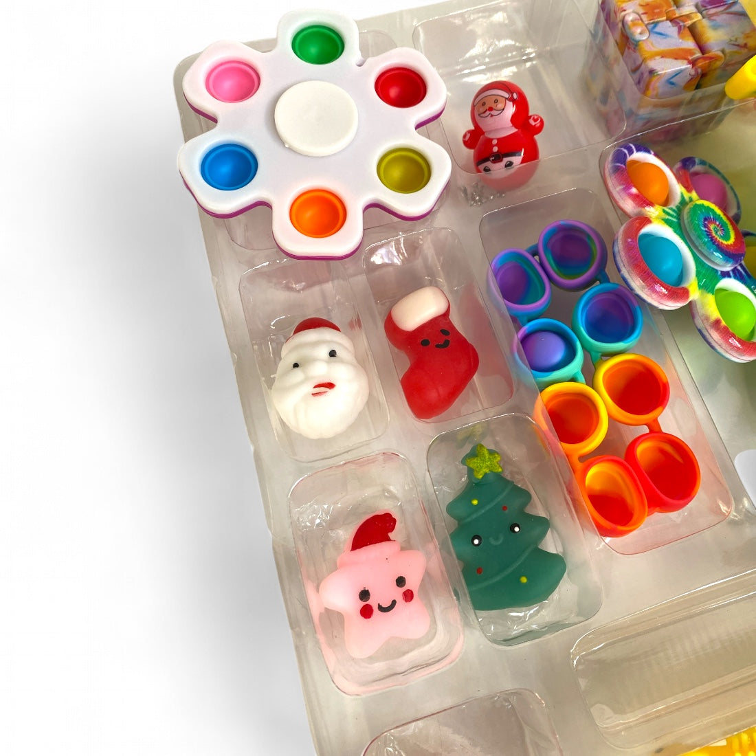 Adventi kalendárium gyerekeknek sok meglepetéssel – kép 3