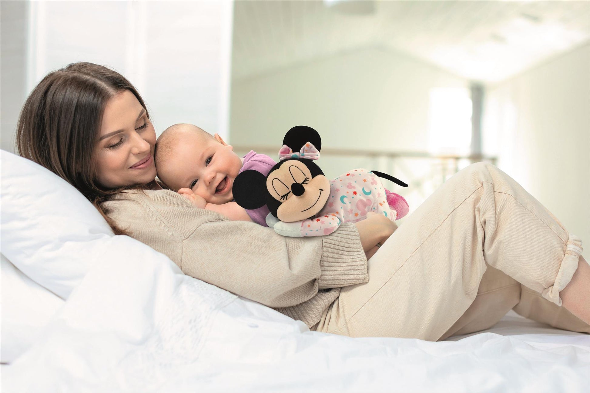 Clementoni elektromos zenélő plüss Minnie egér elalvást segítő bébi játék – kép 8